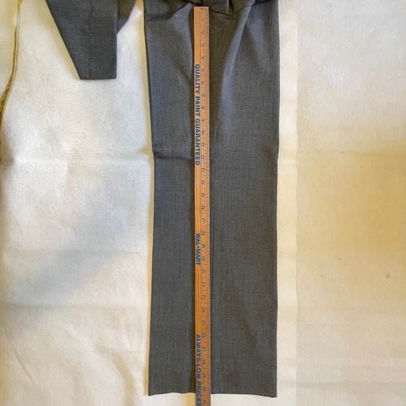 Tahari Levine Isabella DeMarco gray pantsuit womens size 8 - Picture 8 of 15